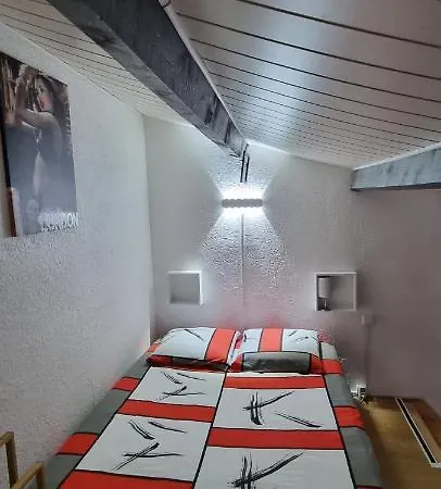 Duplex Bord De *